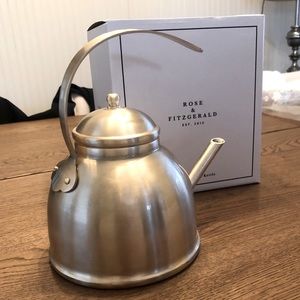 Rose & Fitzgerald - Brushed Gold Kettle